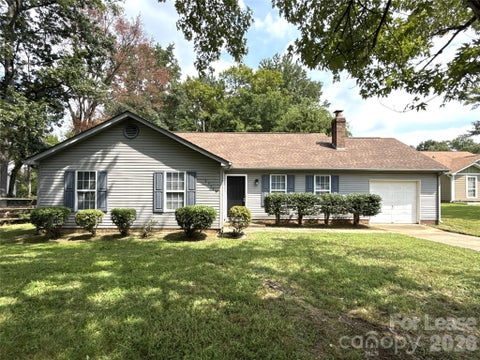 Photo of 11111 Meadow Bank Lane, Charlotte, NC 28262 (MLS # 4419024)