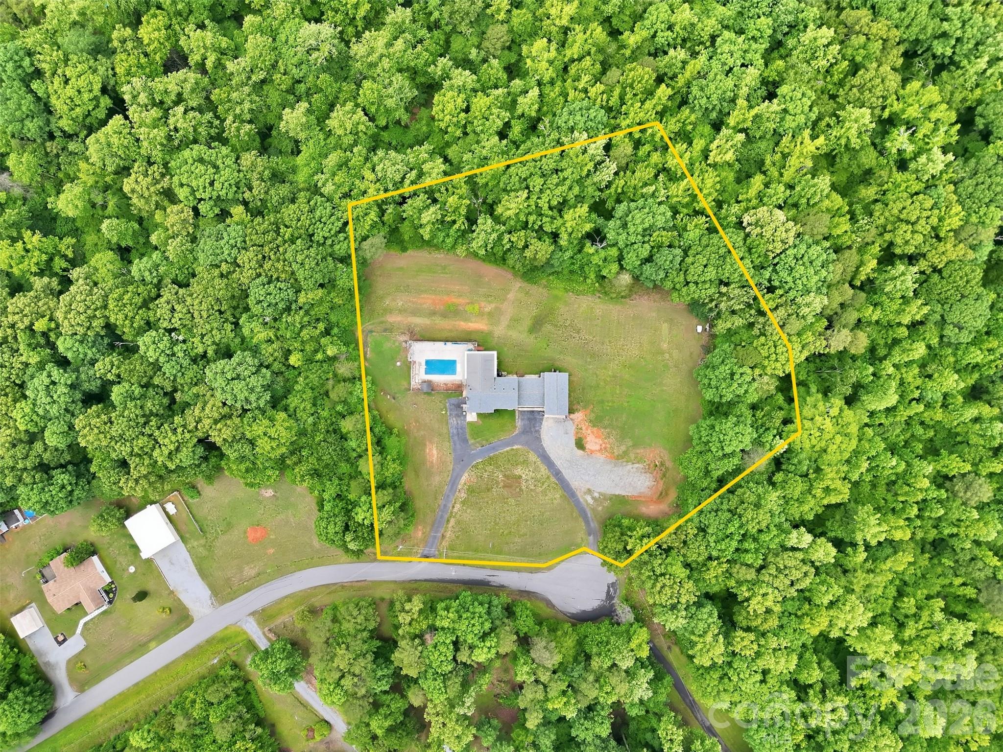 229 Oakridge Road