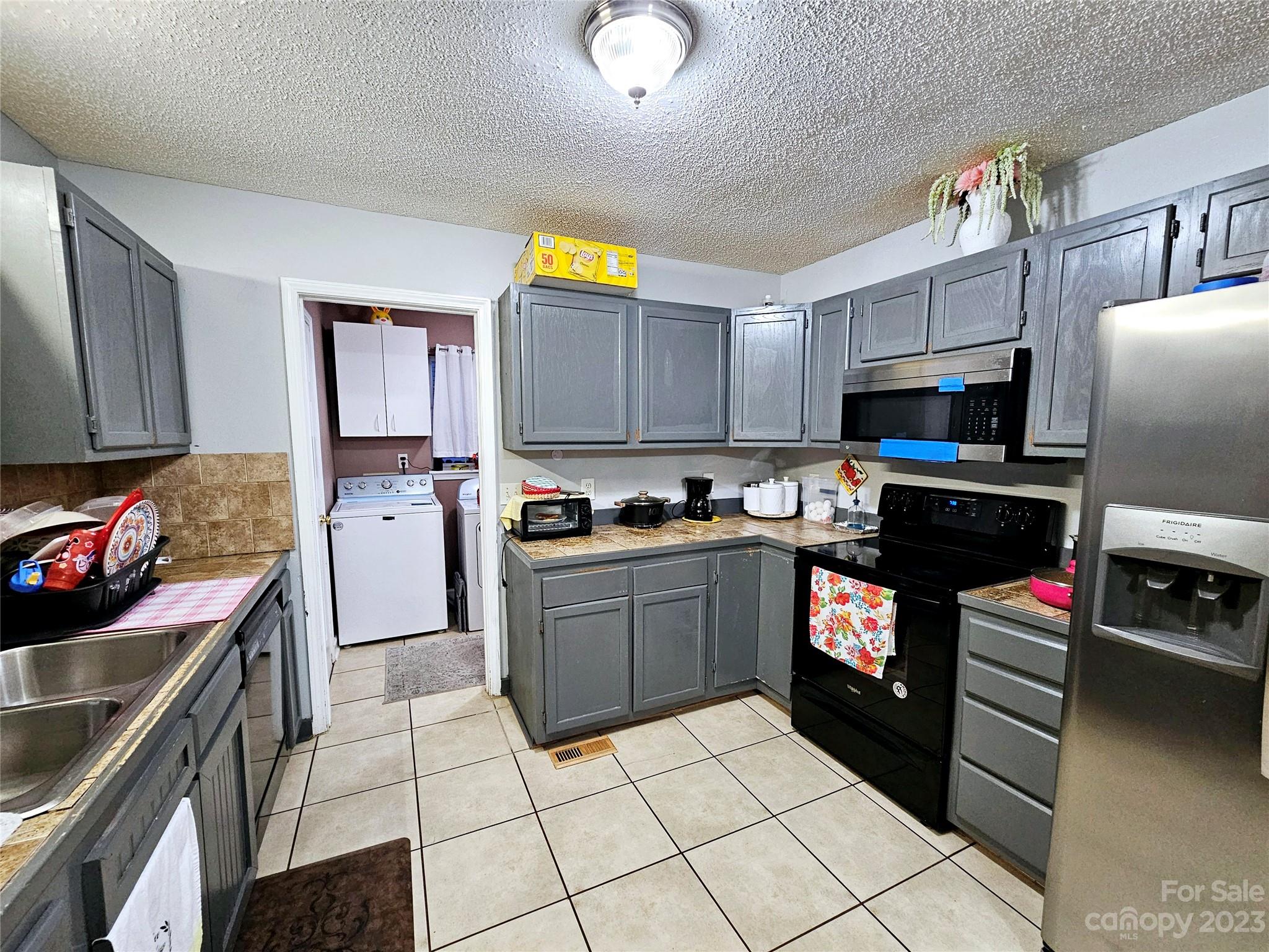 Brentwood Place - Residential