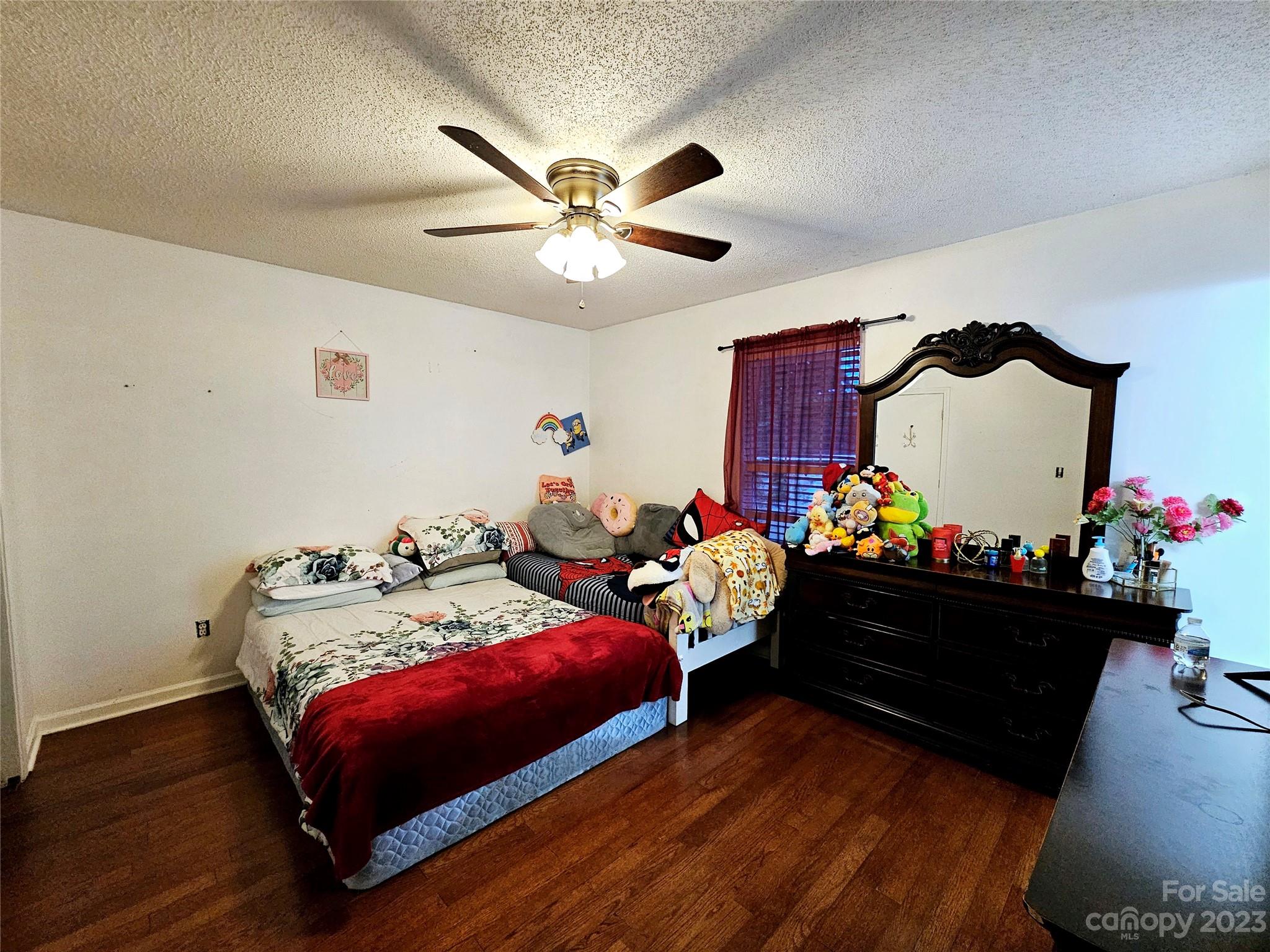 Brentwood Place - Residential