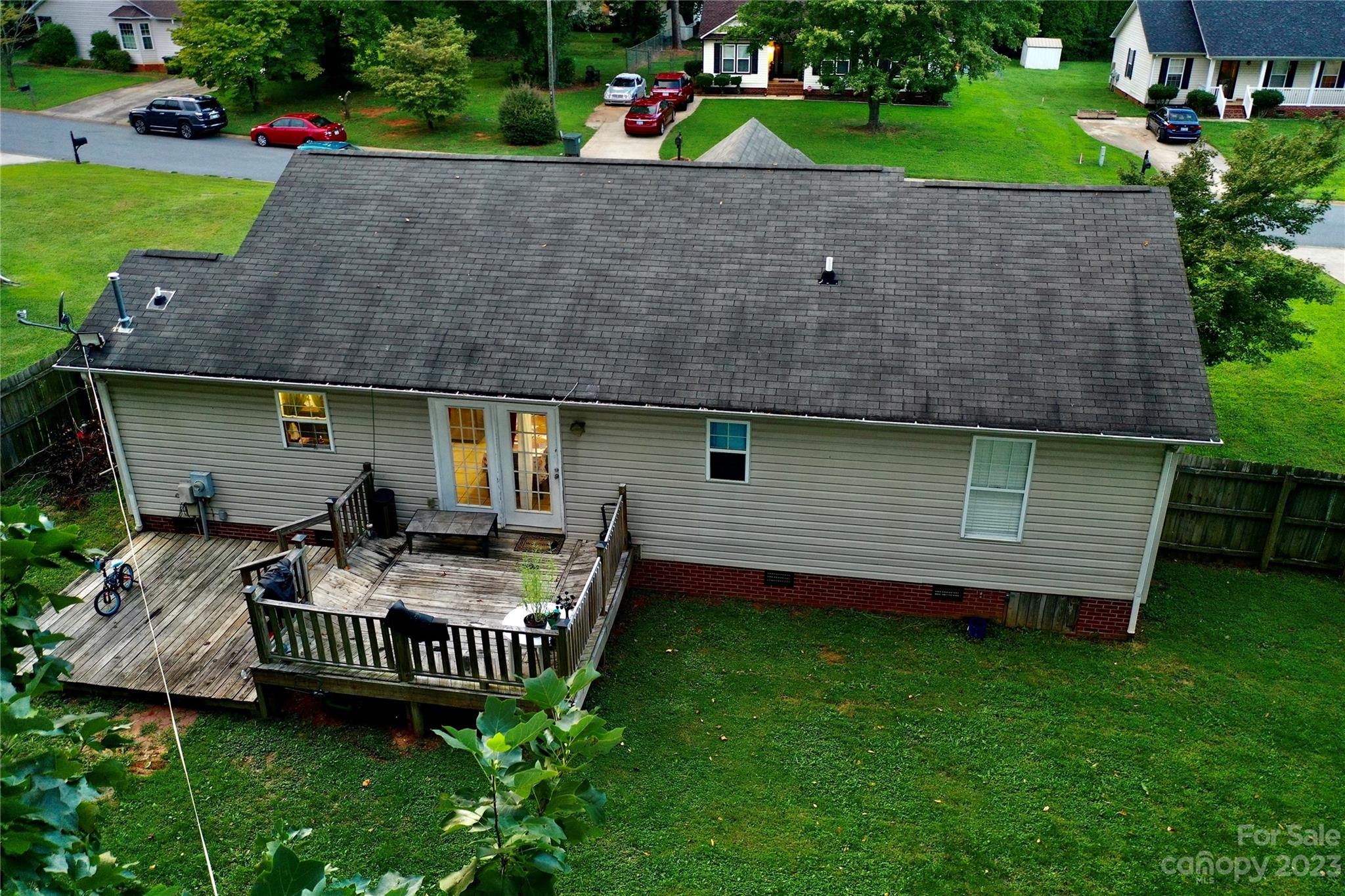 Brentwood Place - Residential