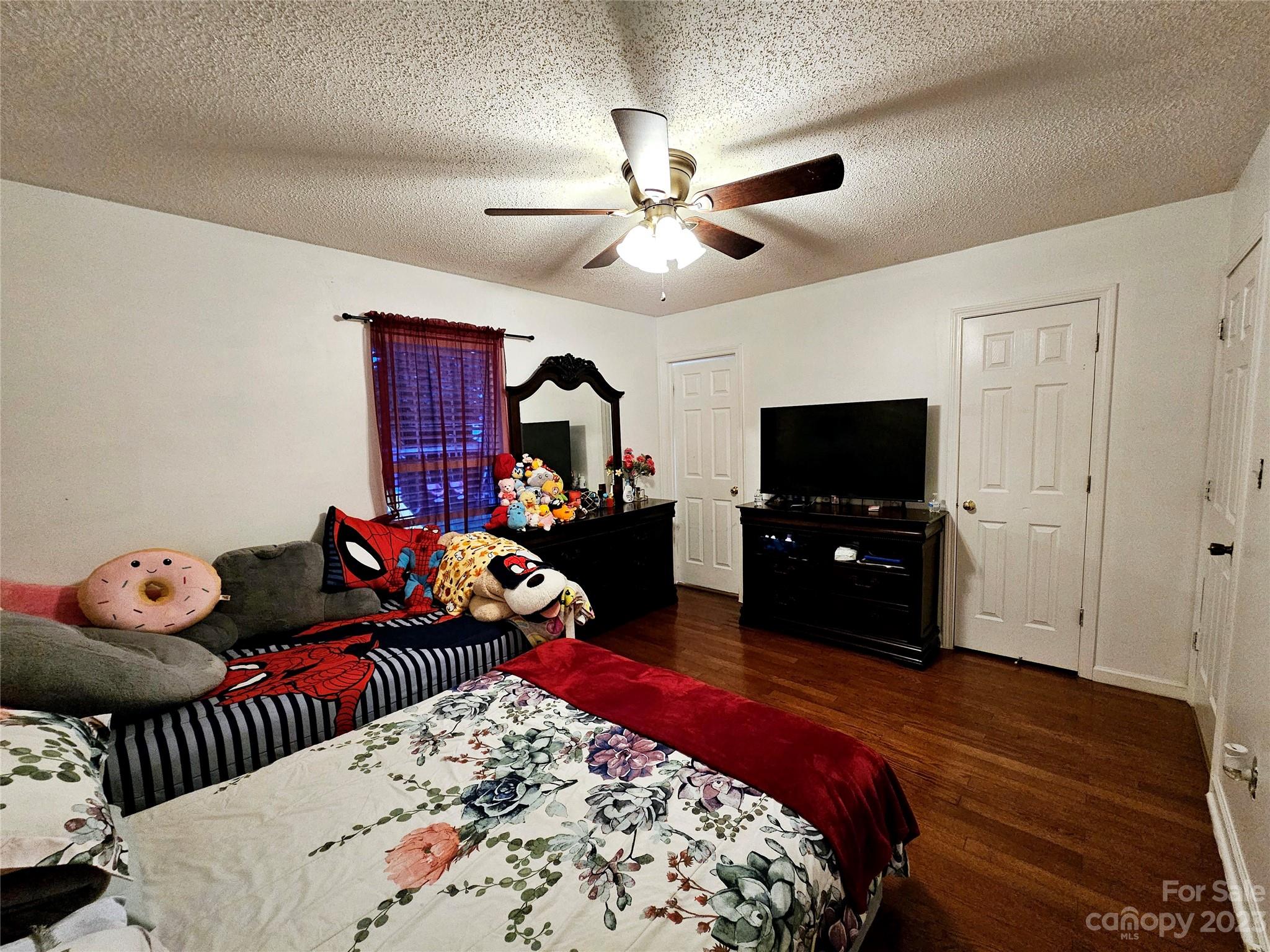 Brentwood Place - Residential