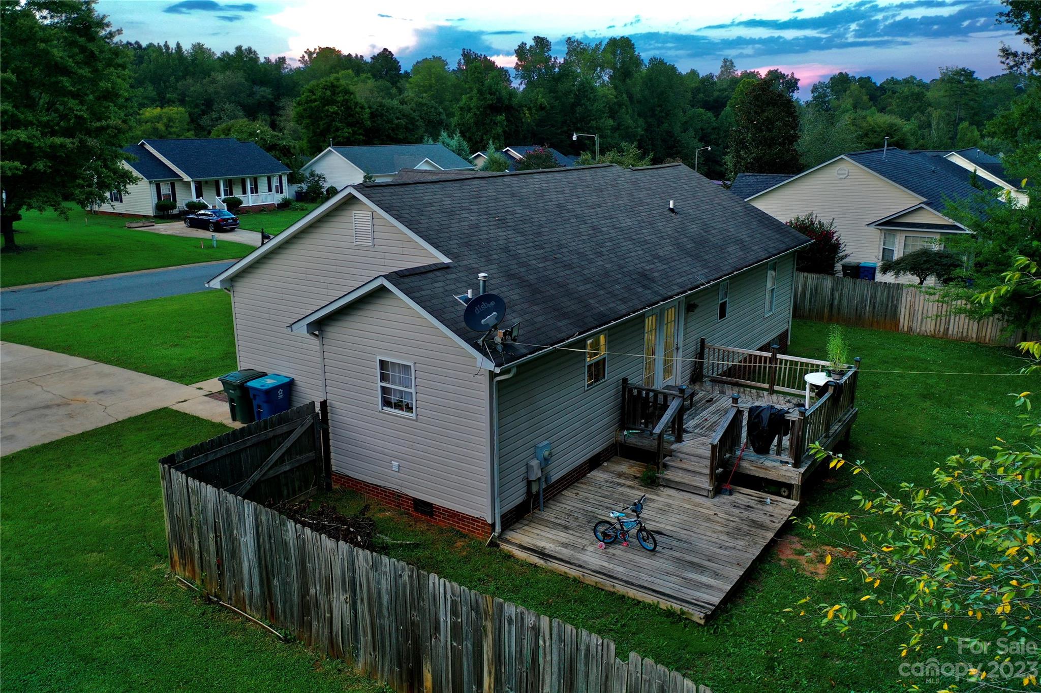 Brentwood Place - Residential