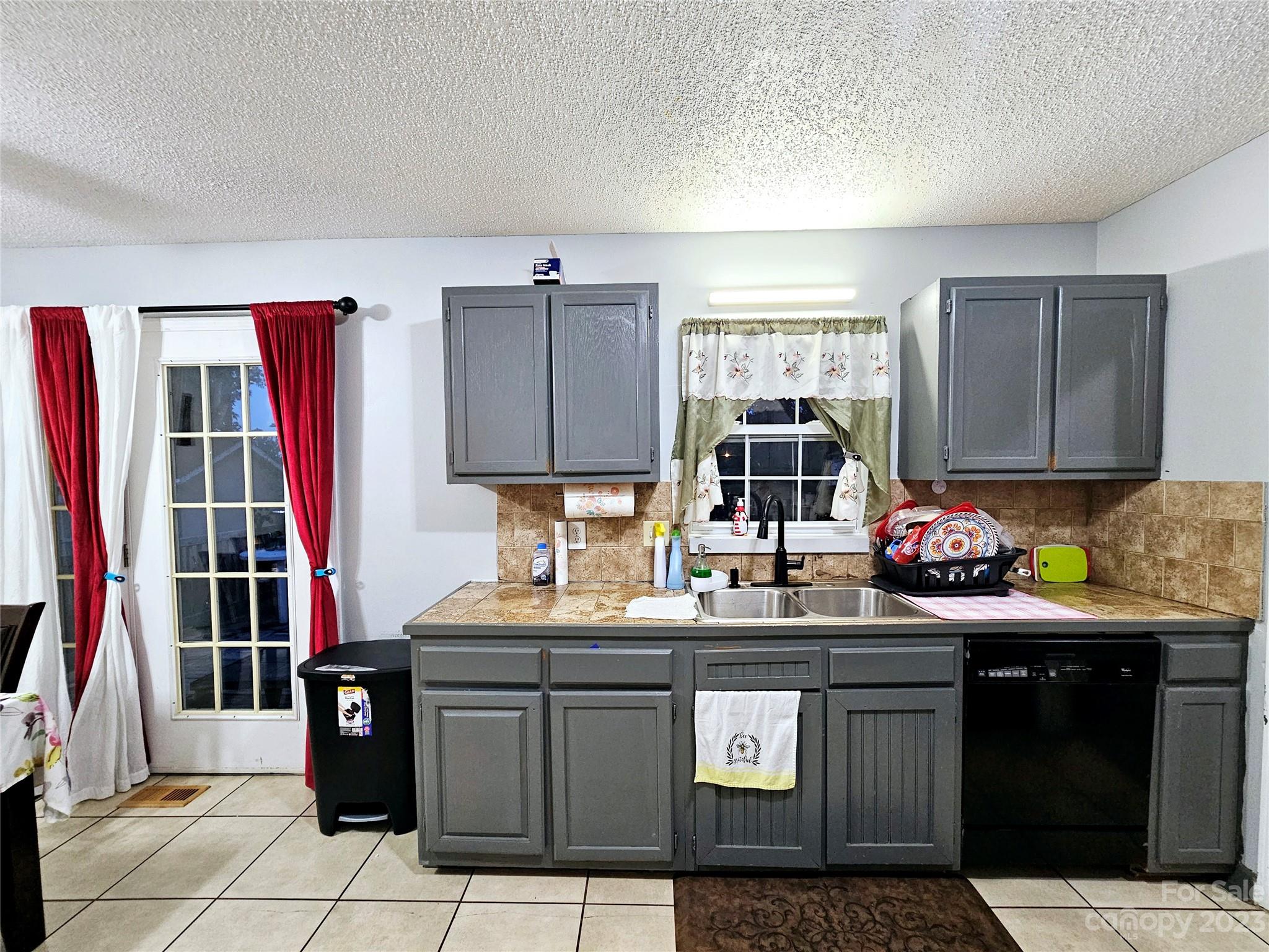 Brentwood Place - Residential