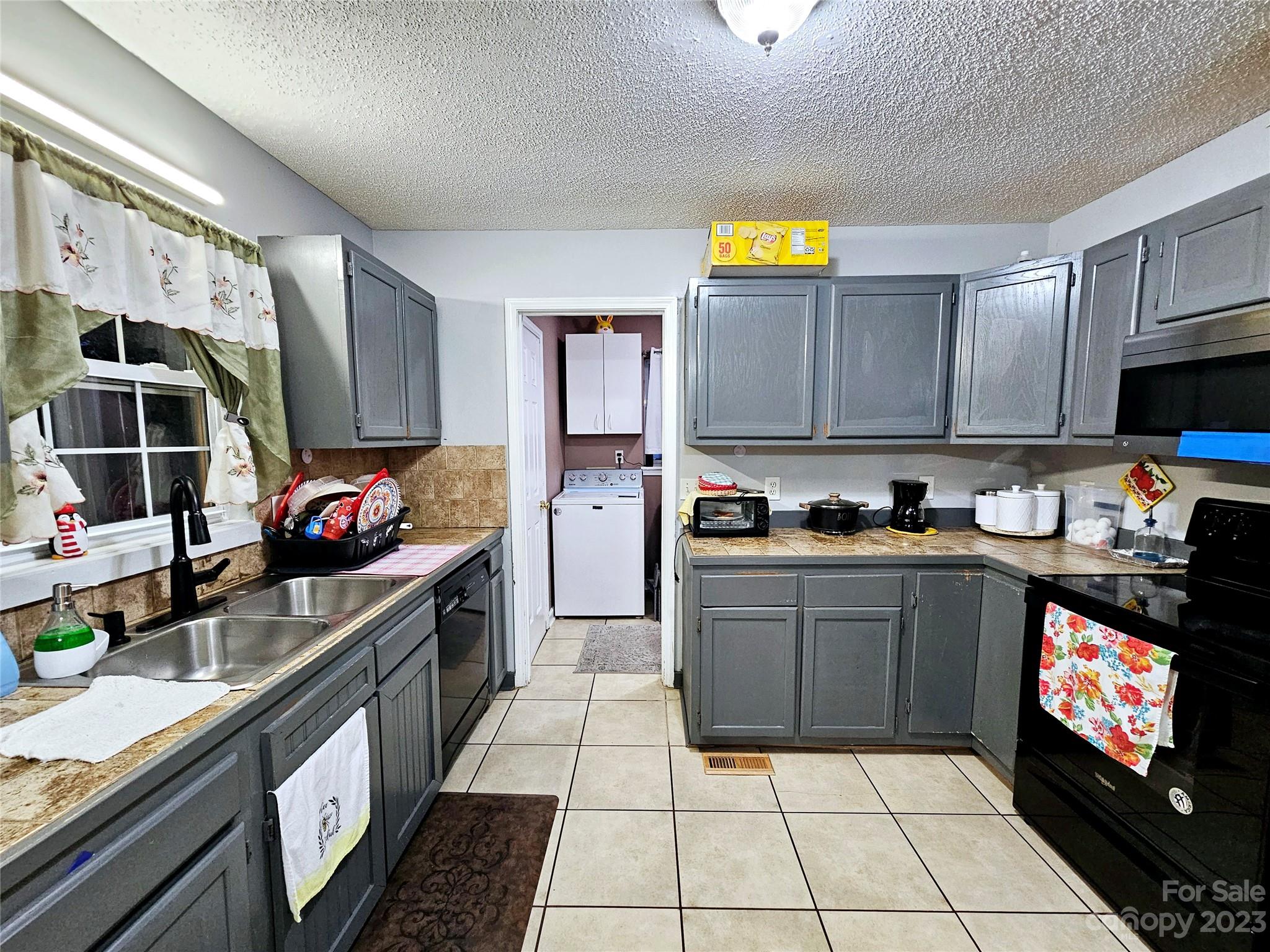 Brentwood Place - Residential