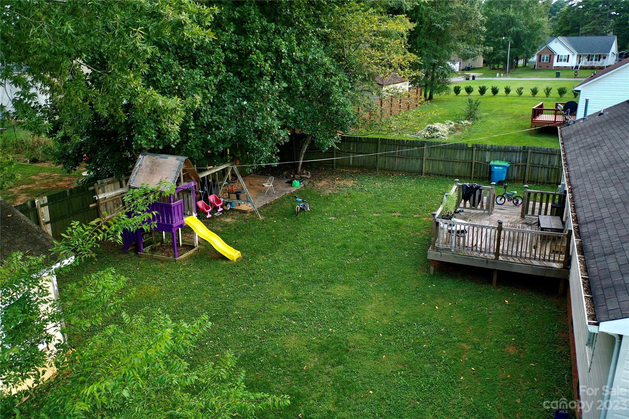 Brentwood Place - Residential