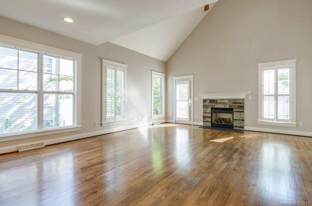 Tega Cay - Residential