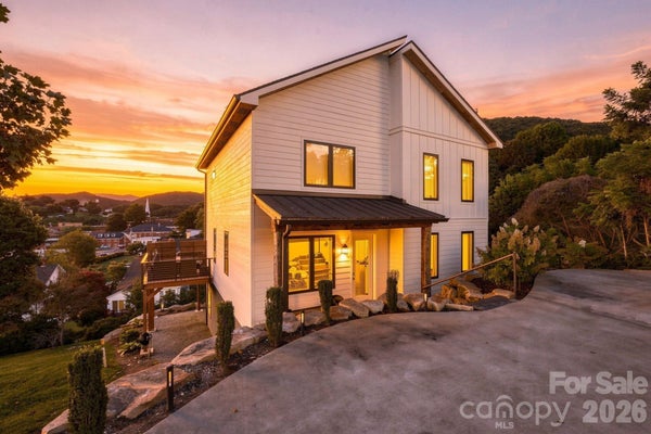 254 KEENER ST, SYLVA, NC 28779 - Image 654904a3a0e9da4d5239f0b33deef8b3/2427590372