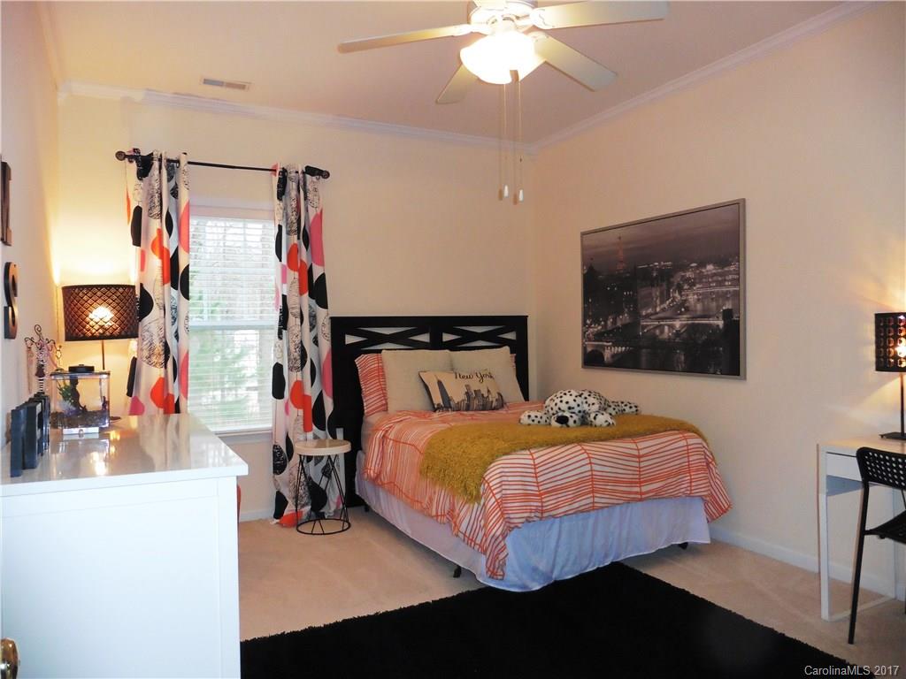 Oakhurst - Residential