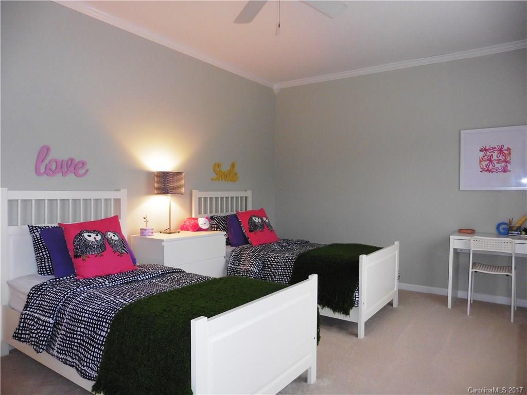 Oakhurst - Residential