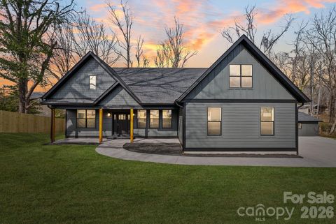 Photo of 19 E Starnes Cove Road, Asheville, NC 28806 (MLS # 4354681)