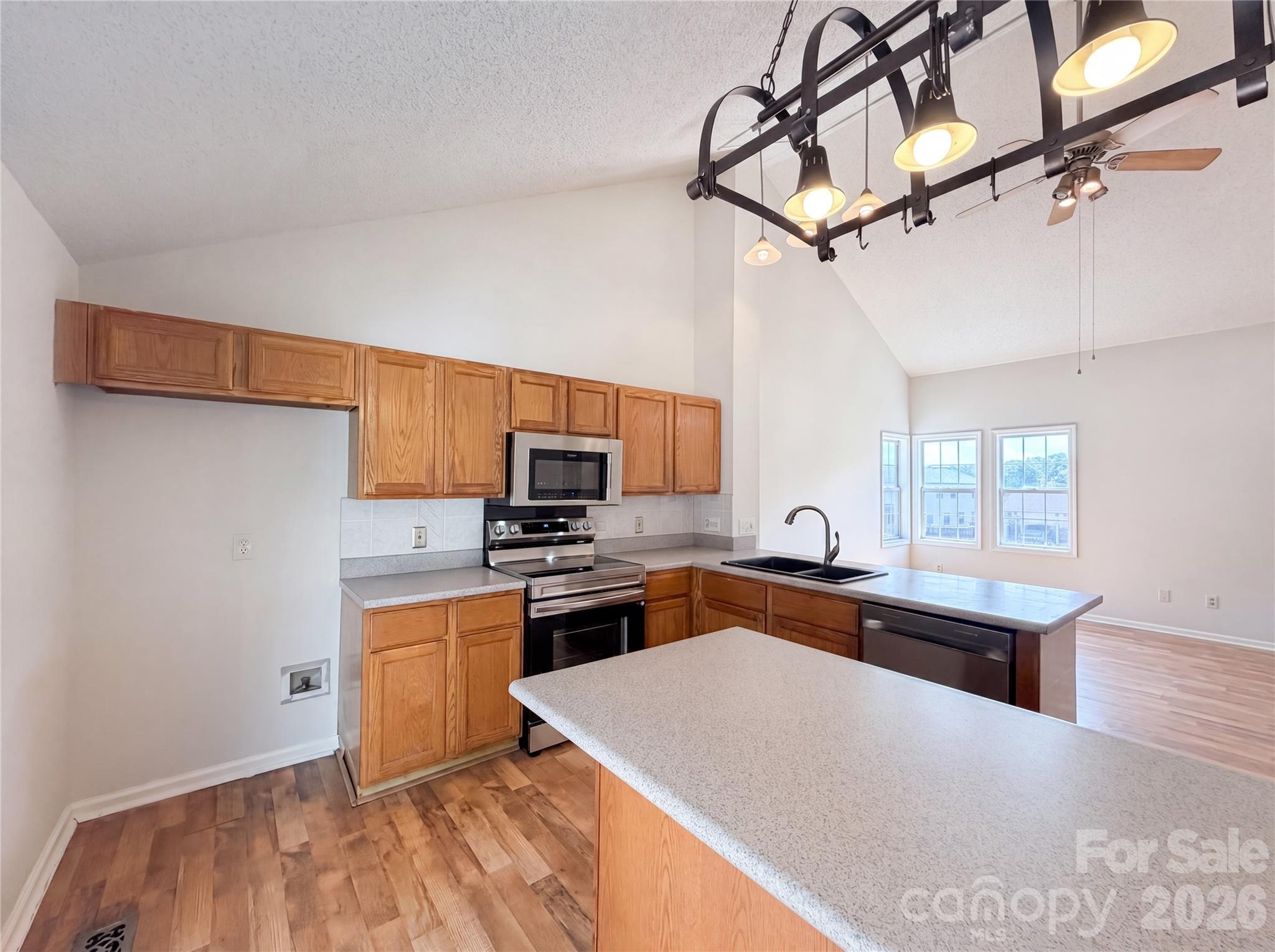 121 Driftwood Drive