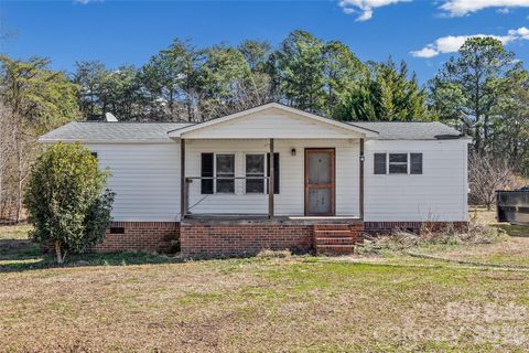 1696 Molly Circle York SC 29745