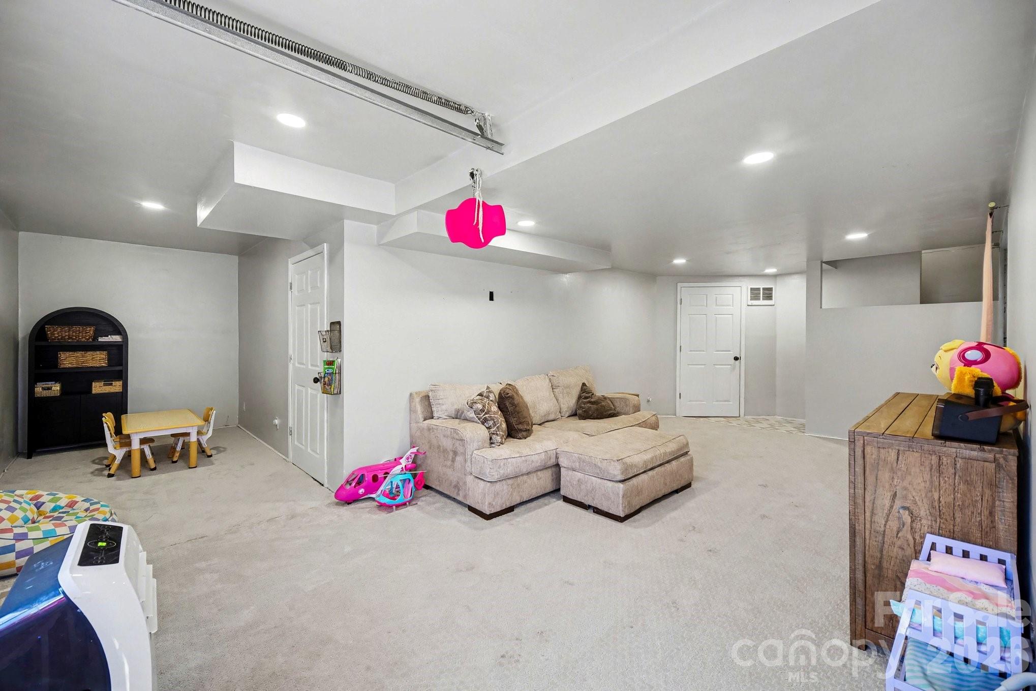 Woodland Oaks - Residential