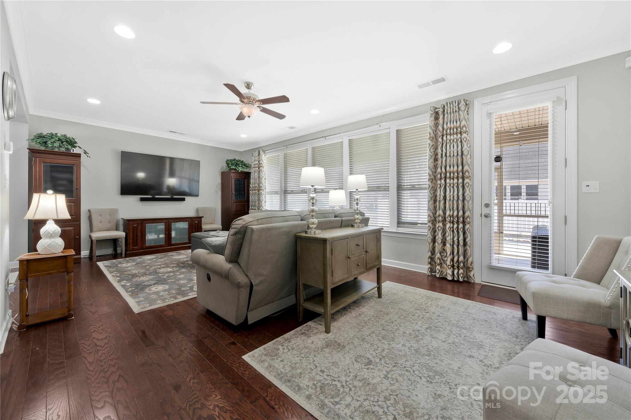 Kings Grove - Residential