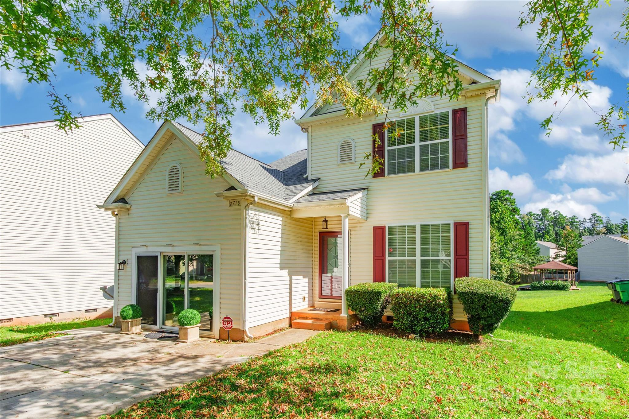 Mulberry Pond - Residential