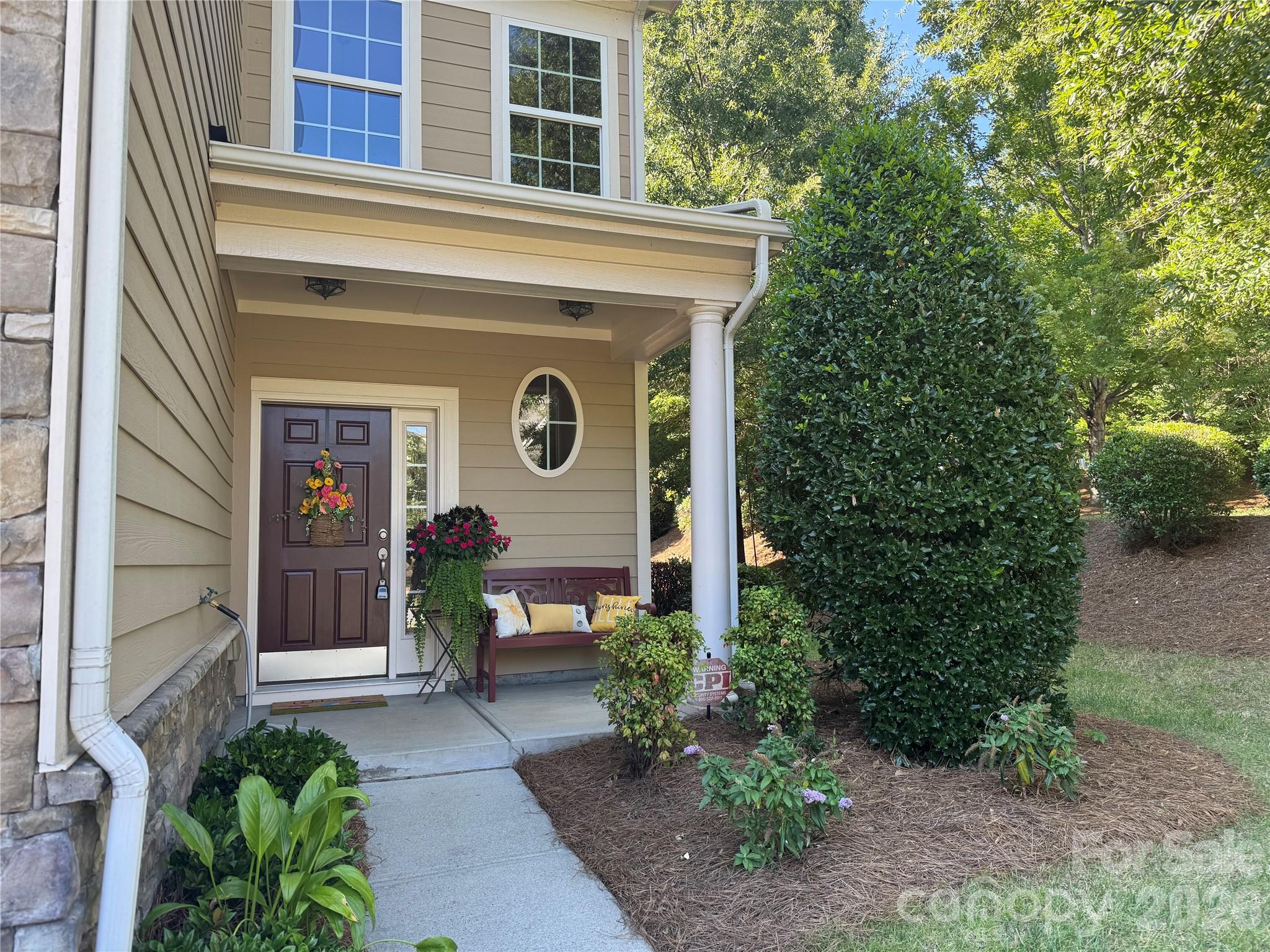 706 Deerbrook Lane