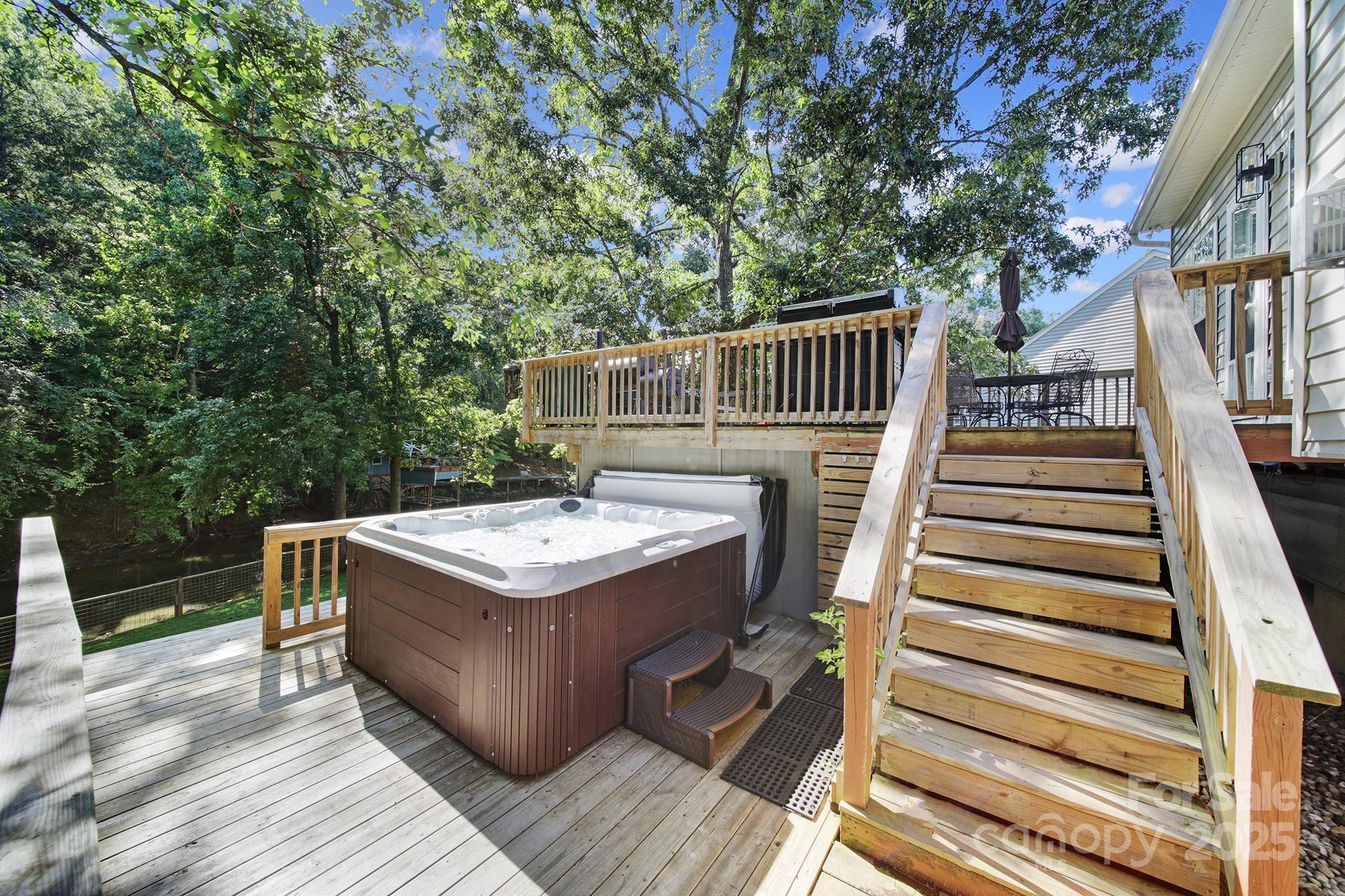 Sunset Point - Residential