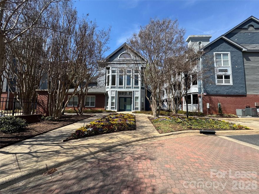 Come home to the heart of Uptown! Discover this spacious and updated 2-bedroom, 2-bath condo in Charlotte's desirable Fourth Ward neighborhood. Enjoy the best of city living - walk to Panthers, Knights, Charlotte FC, and Hornets games. Also, concerts, restaurants, shopping, museums, and more. Inside, you'll find stainless steel appliances, granite countertops, soaring ceilings, and beautiful city views from the great room. The community offers fantastic amenities, including a saltwater pool, fitness, and clubhouse.