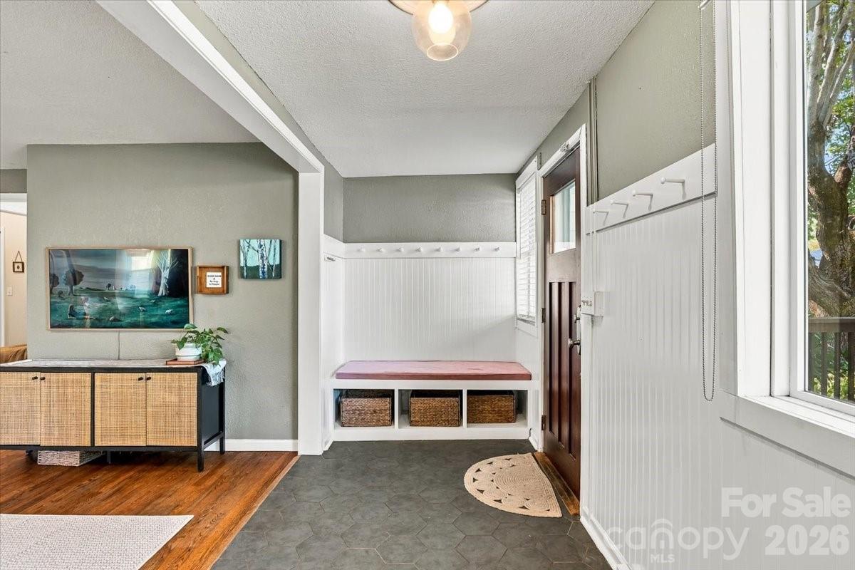 94 Pressley Avenue