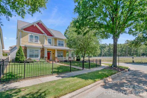 Photo of 4000 Warwagon Drive, Indian Trail, NC 28079 (MLS # 4383365)