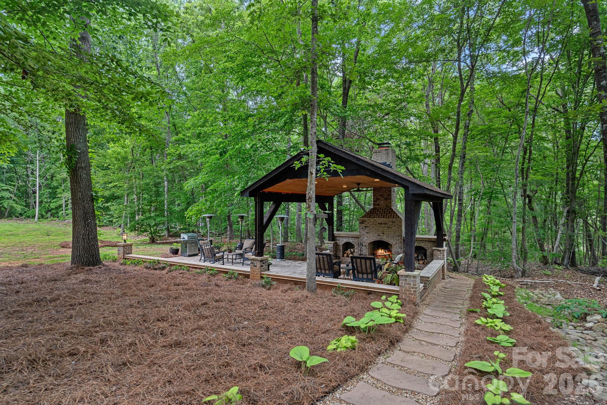 Anniston Grove - Residential