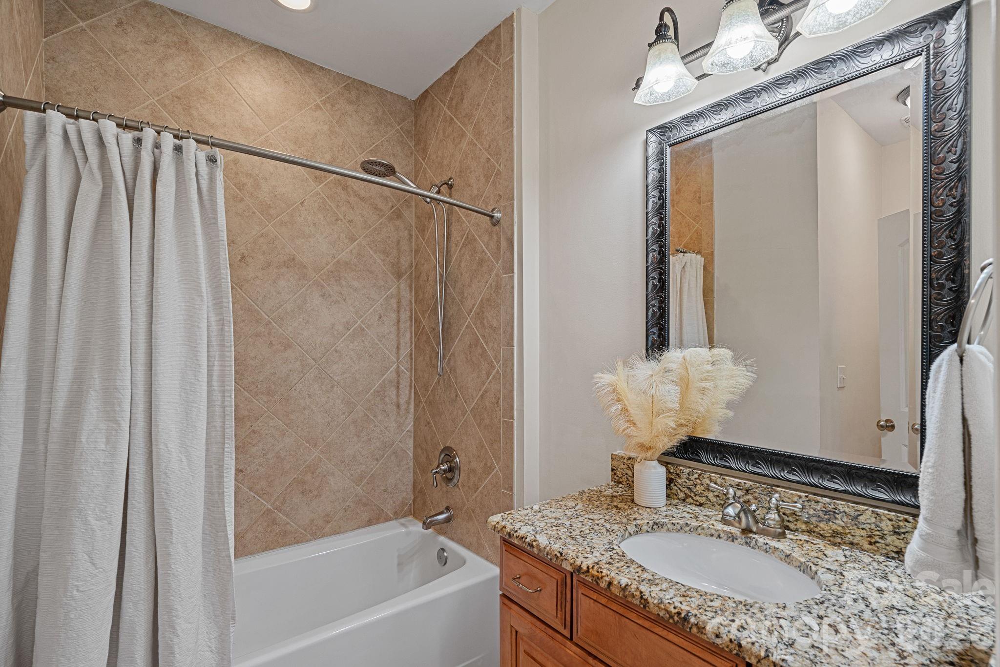 Anniston Grove - Residential