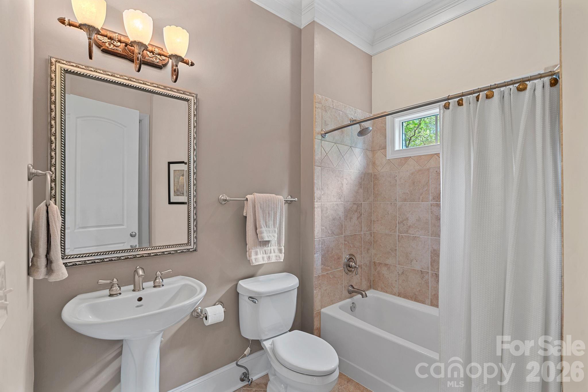 Anniston Grove - Residential