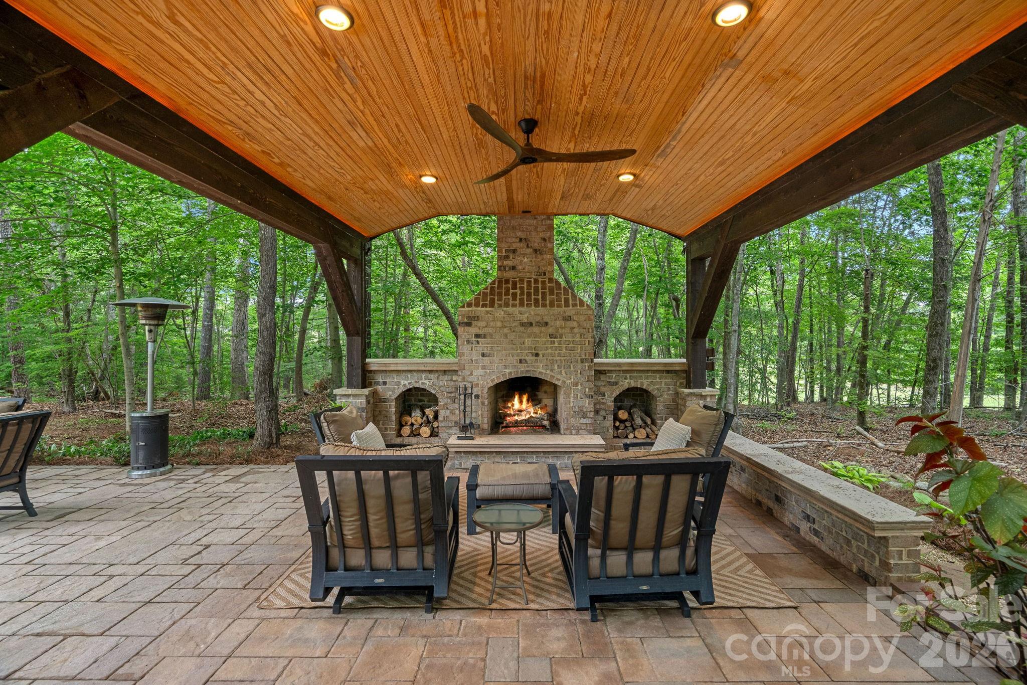 Anniston Grove - Residential