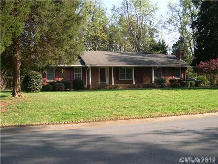Well maintained brick ranch on wooded lot in established neighborhood. Newer H.V.A.C. system, roof, & water-heater. Nice large work-shop with electricity. Leaf-guard guttering system. Beautiful brick wood burning fireplace with flanking built-ins. Huge deck. Culdesac Street. While this home is in fantastic condition it's floor plan lends itself to multiple possibilities that would meet the needs of various family structures. Available for quick close and a seamless transition to new owners