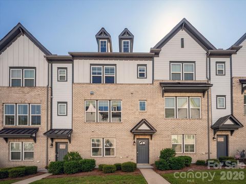 Photo of 314 Hastings Run Drive, Charlotte, NC 28211 (MLS # 4395662)