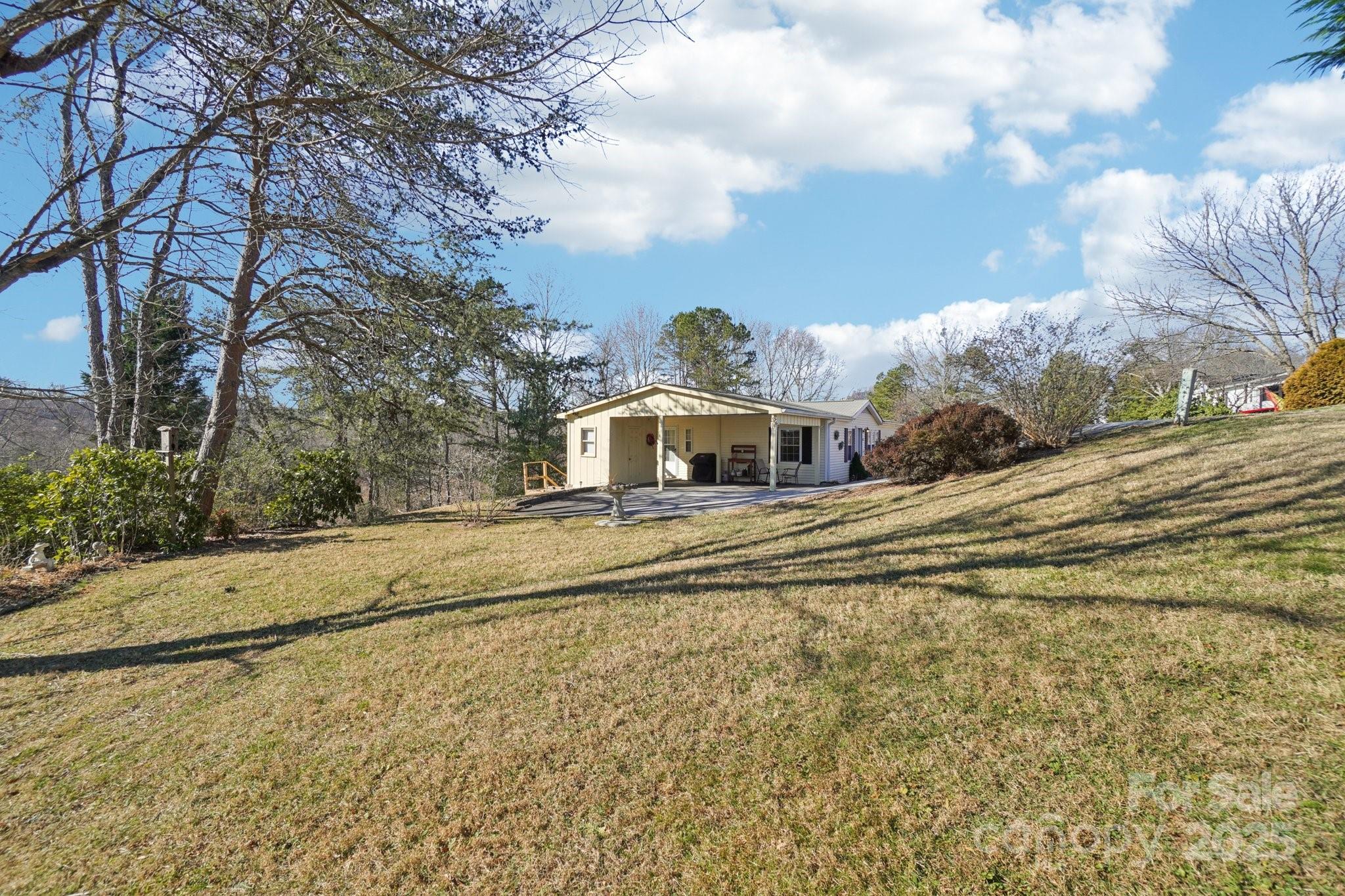 204 Cranbrook Circle