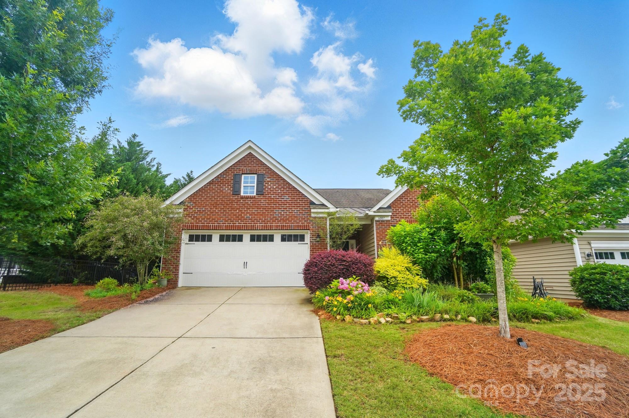 6007 Edinburgh Lane