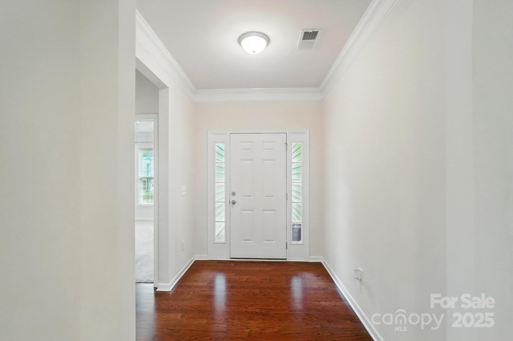 6007 Edinburgh Lane