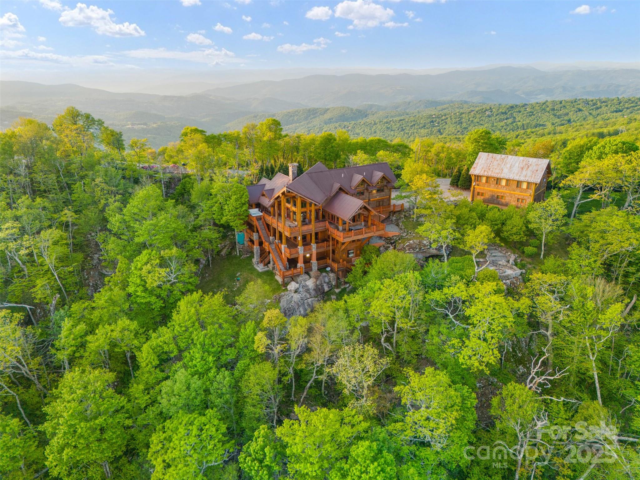 The Lodges At Eagles Nest - Residential