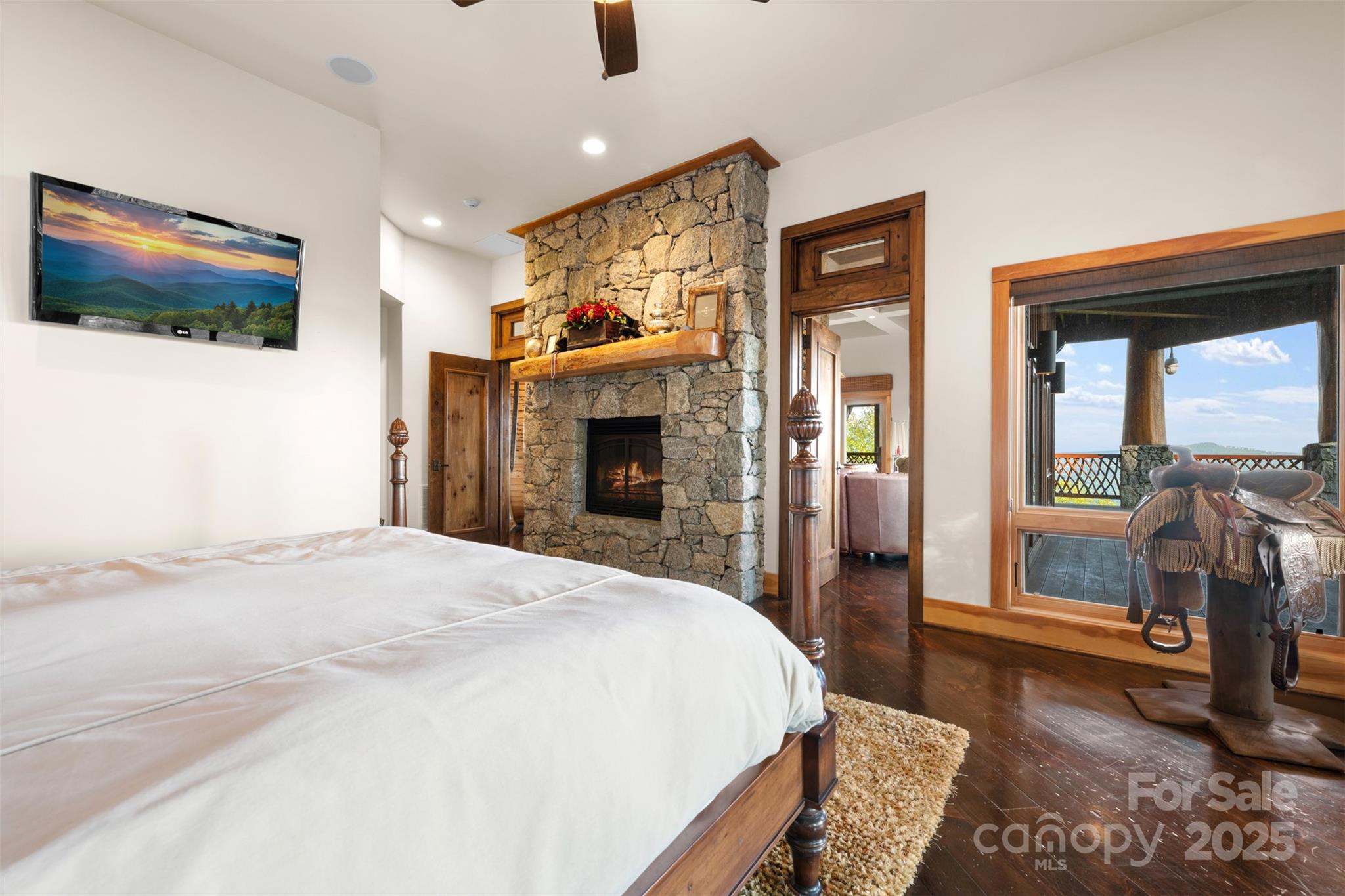 The Lodges At Eagles Nest - Residential