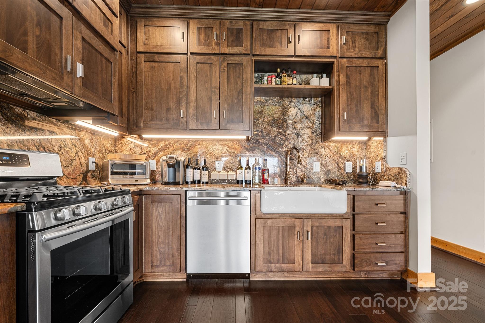 The Lodges At Eagles Nest - Residential