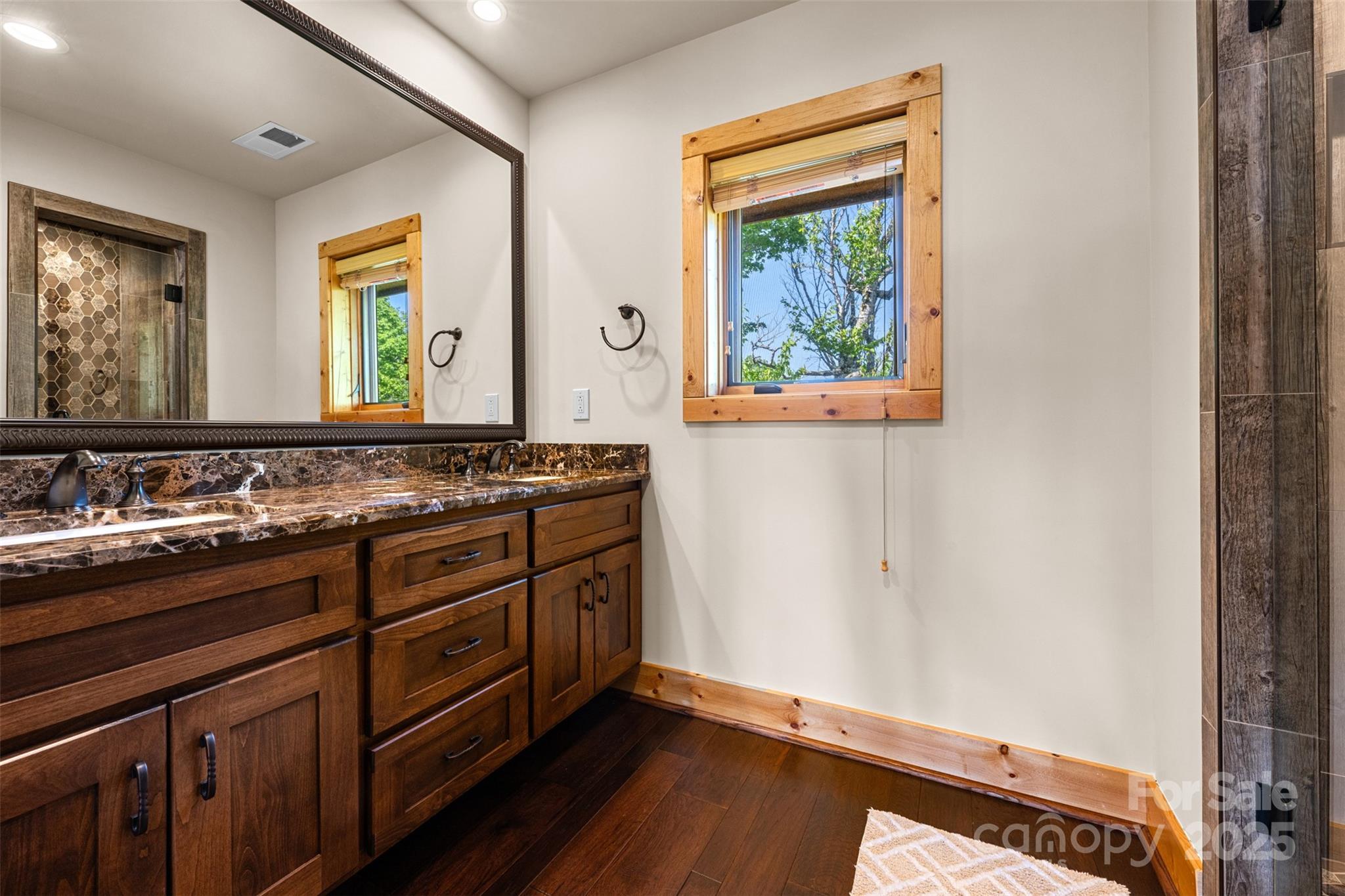 The Lodges At Eagles Nest - Residential