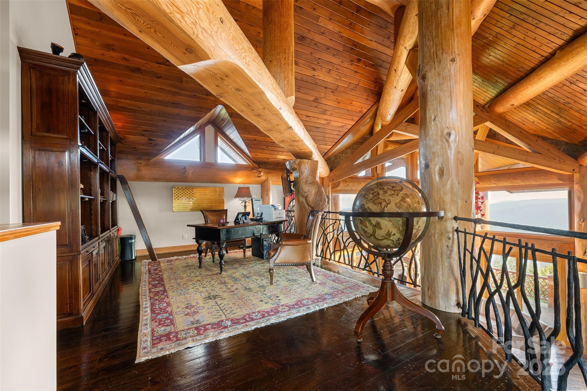 The Lodges At Eagles Nest - Residential