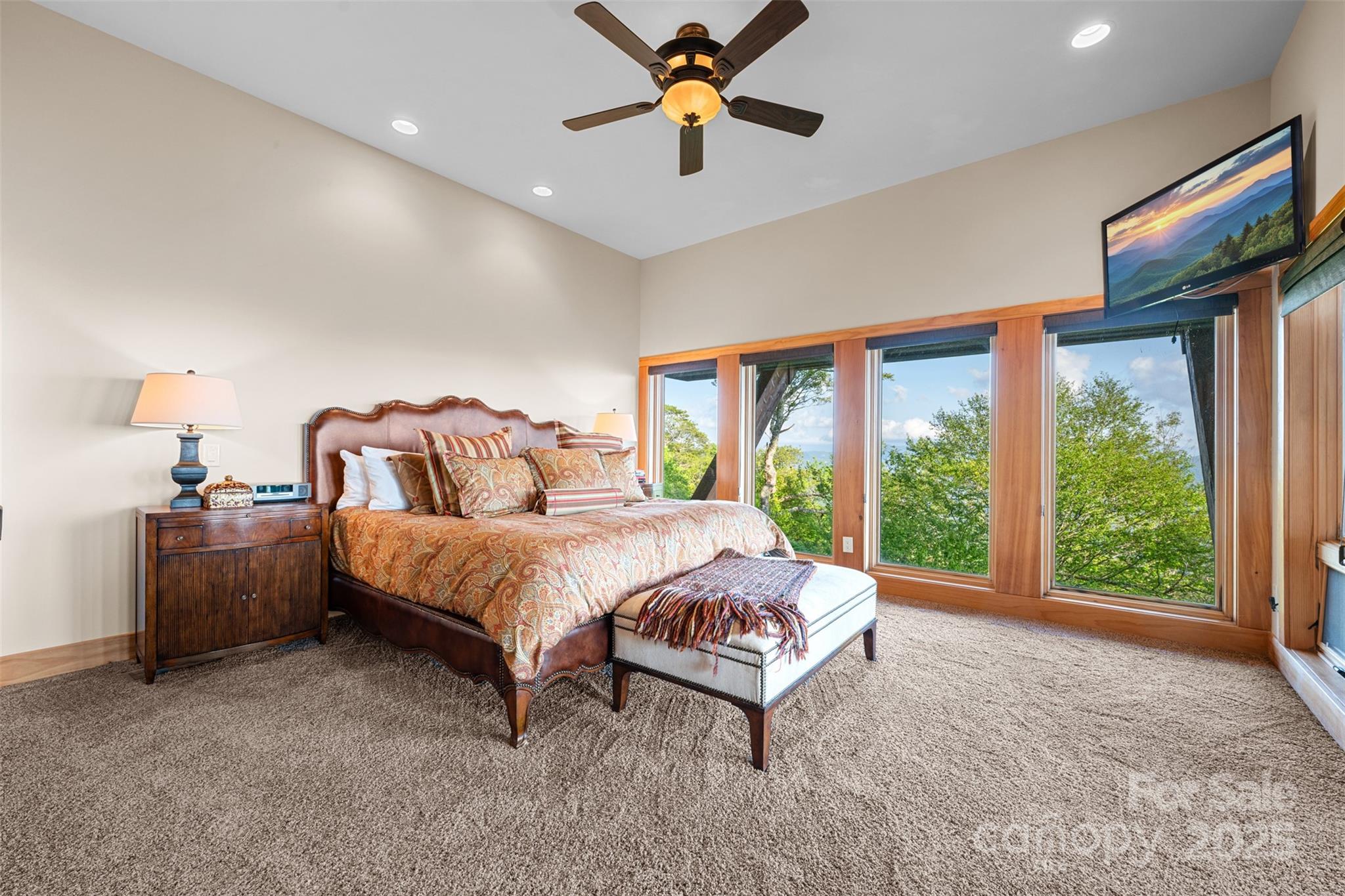 The Lodges At Eagles Nest - Residential