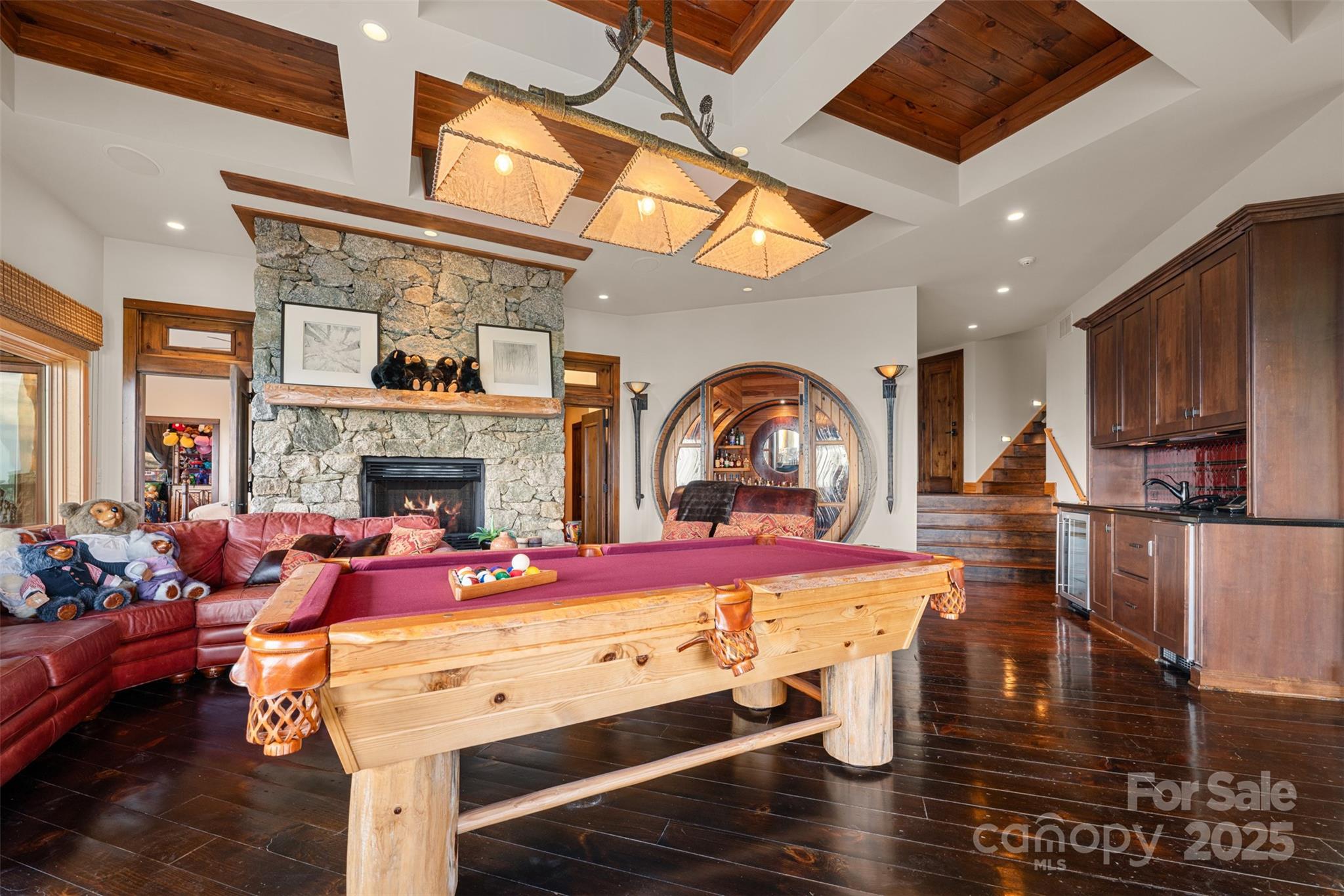 The Lodges At Eagles Nest - Residential