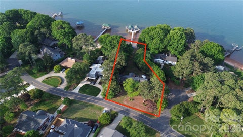 Photo of 704 Isle Of Pines Road, Mooresville, NC 28117 (MLS # 4398359)