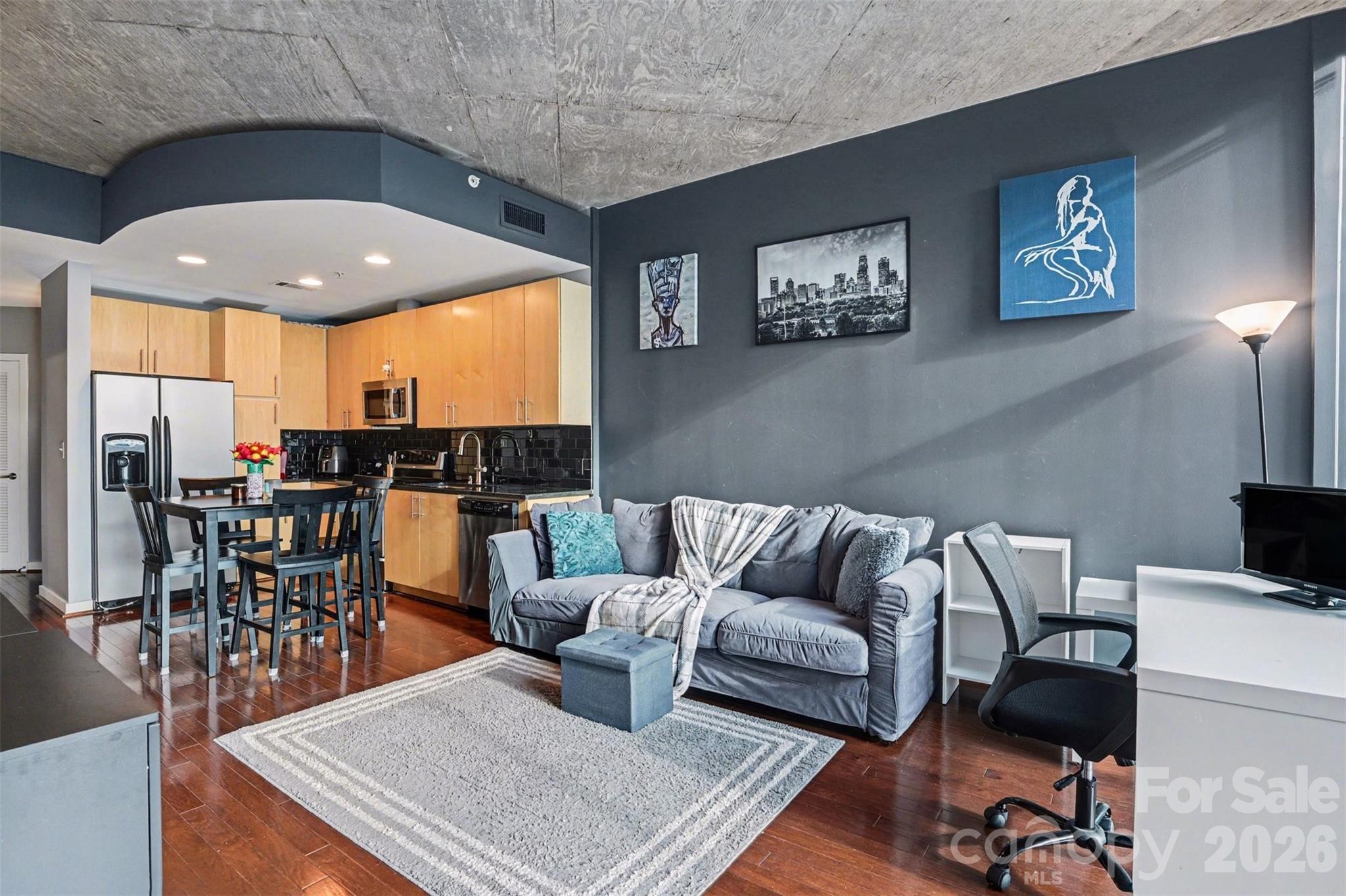 Avenue Condominiums - Residential