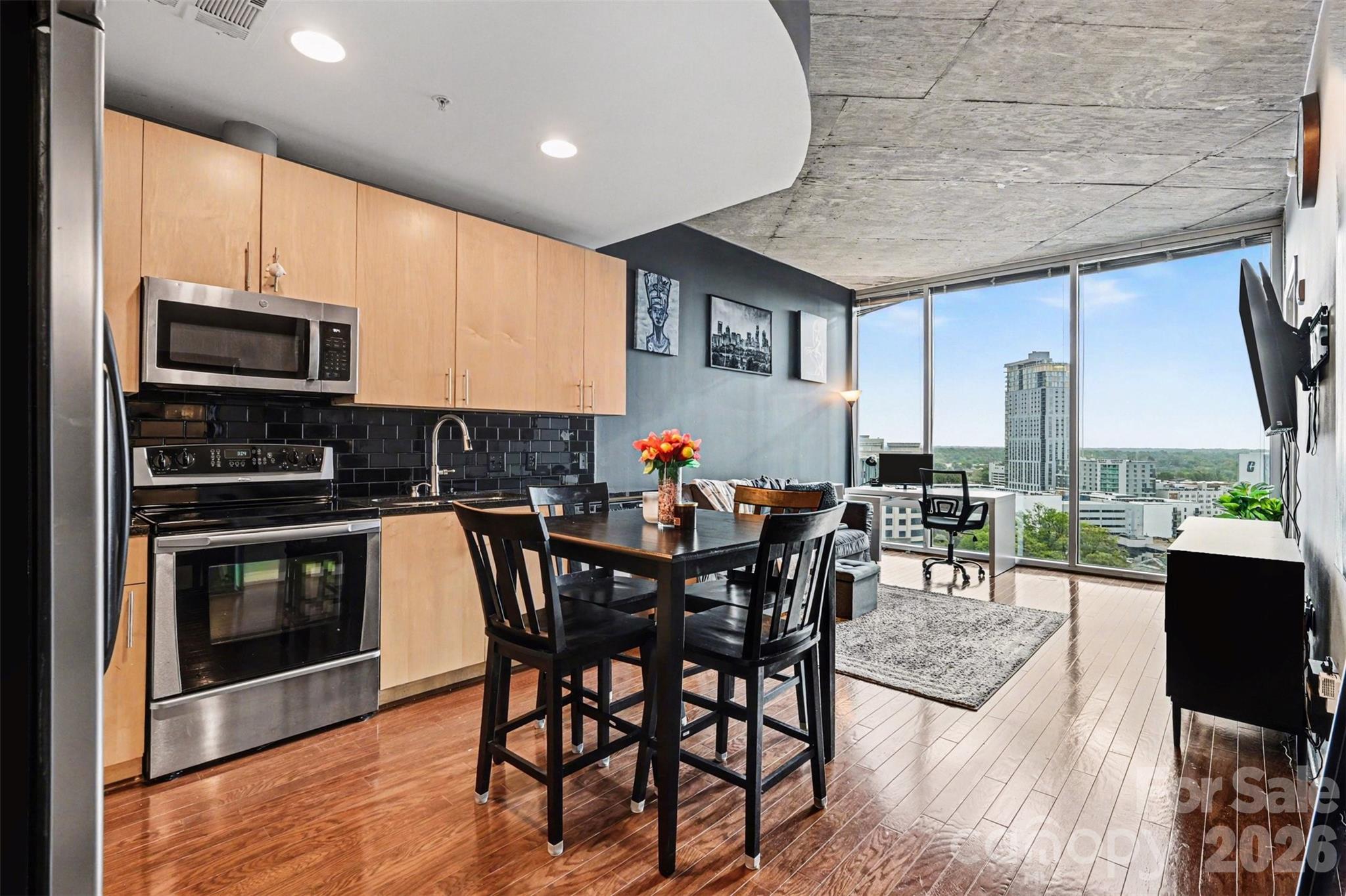 Avenue Condominiums - Residential