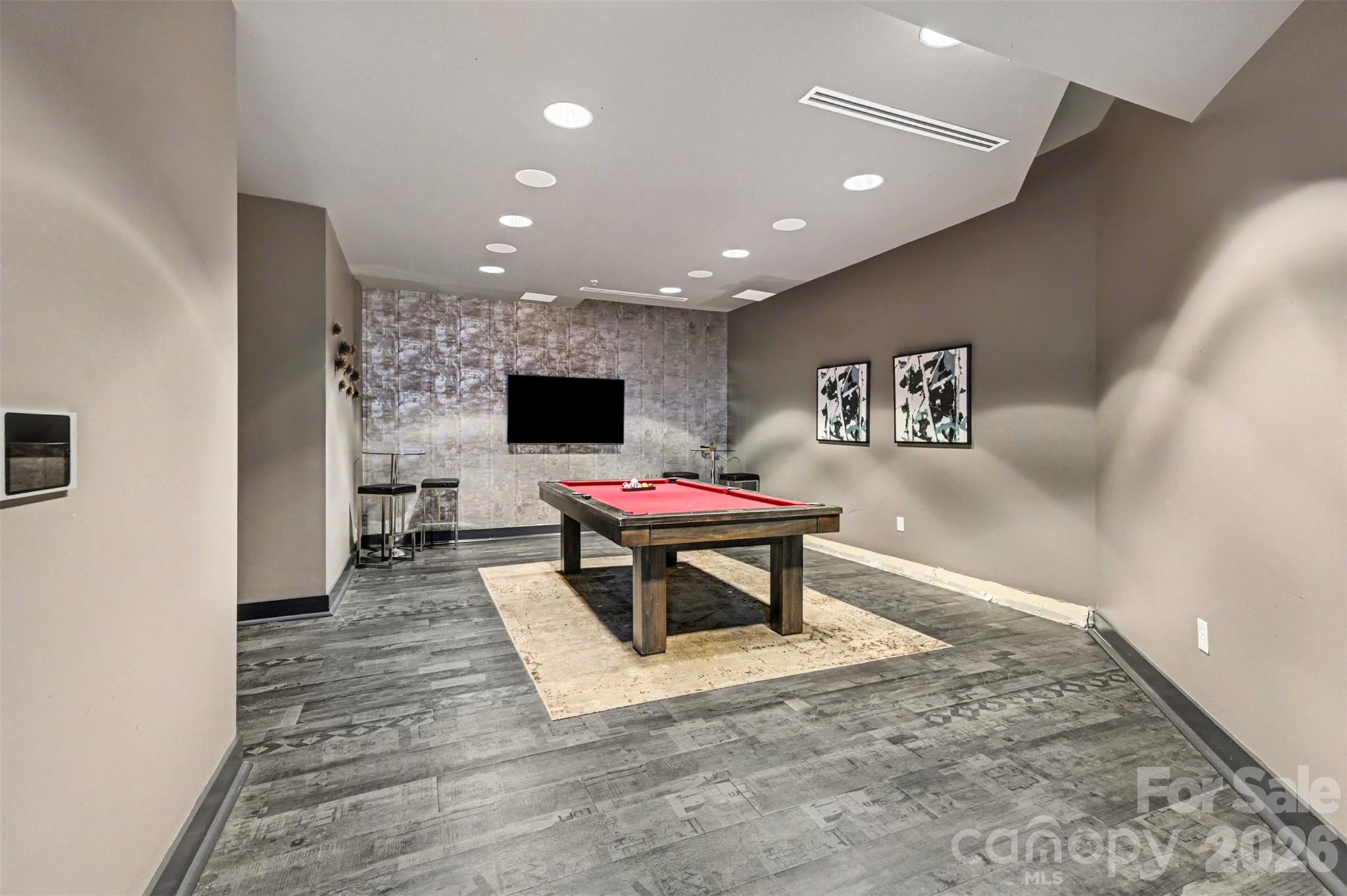 Avenue Condominiums - Residential