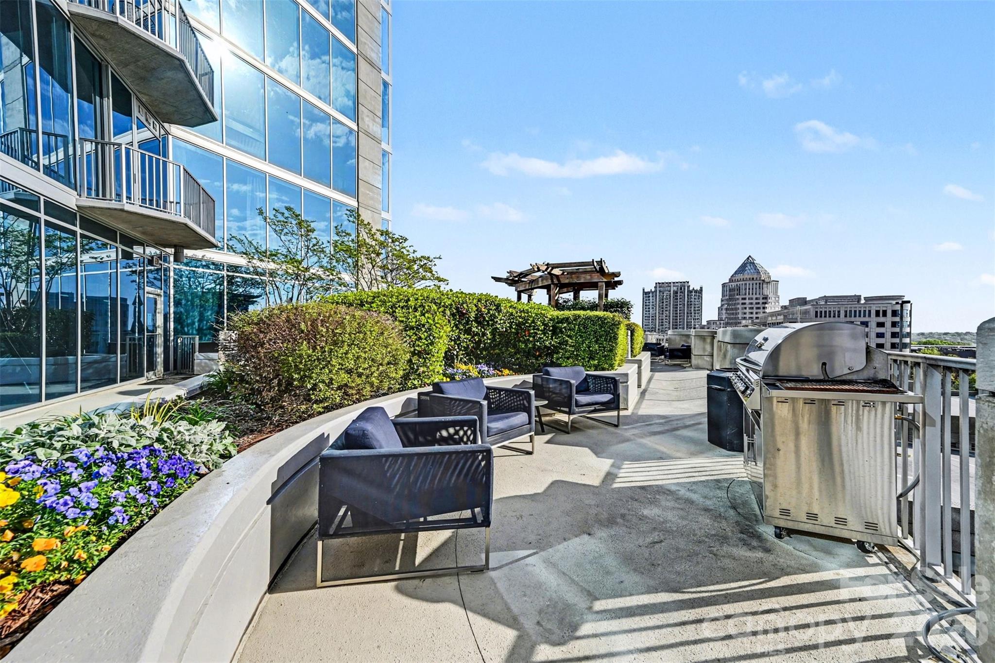 Avenue Condominiums - Residential