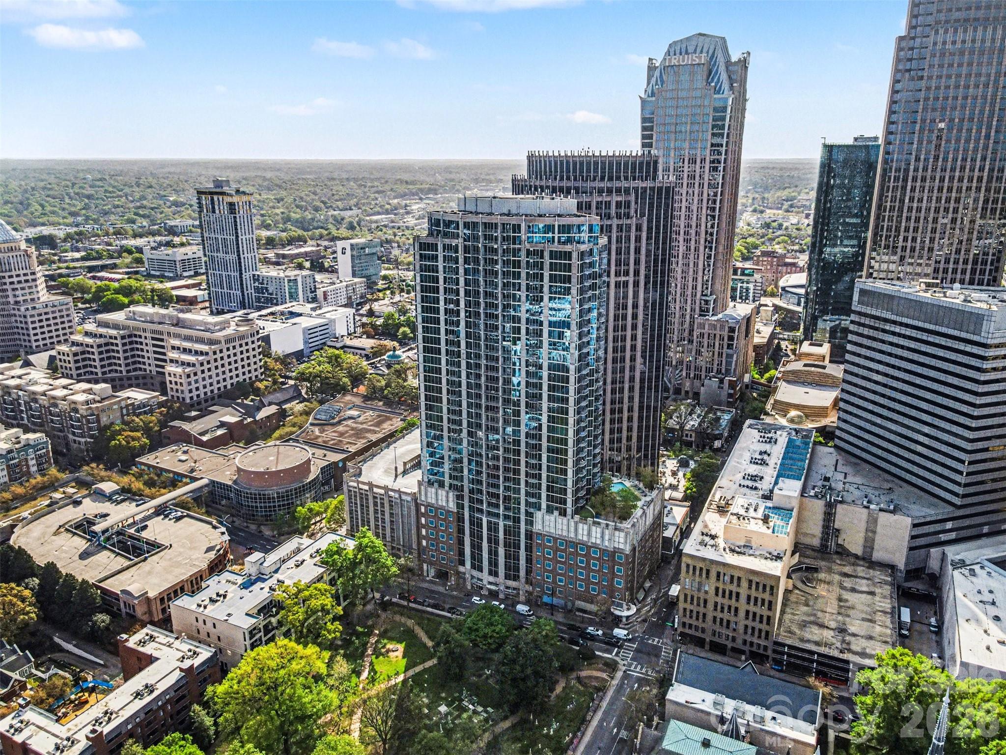 Avenue Condominiums - Residential