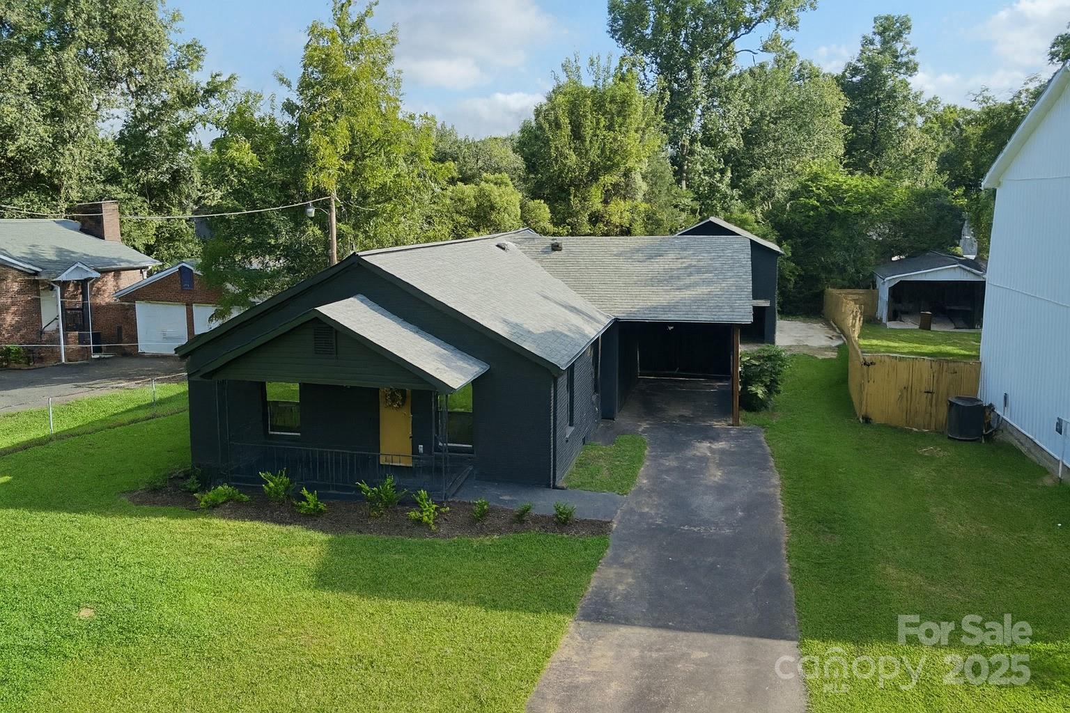 2122 Brantley Road