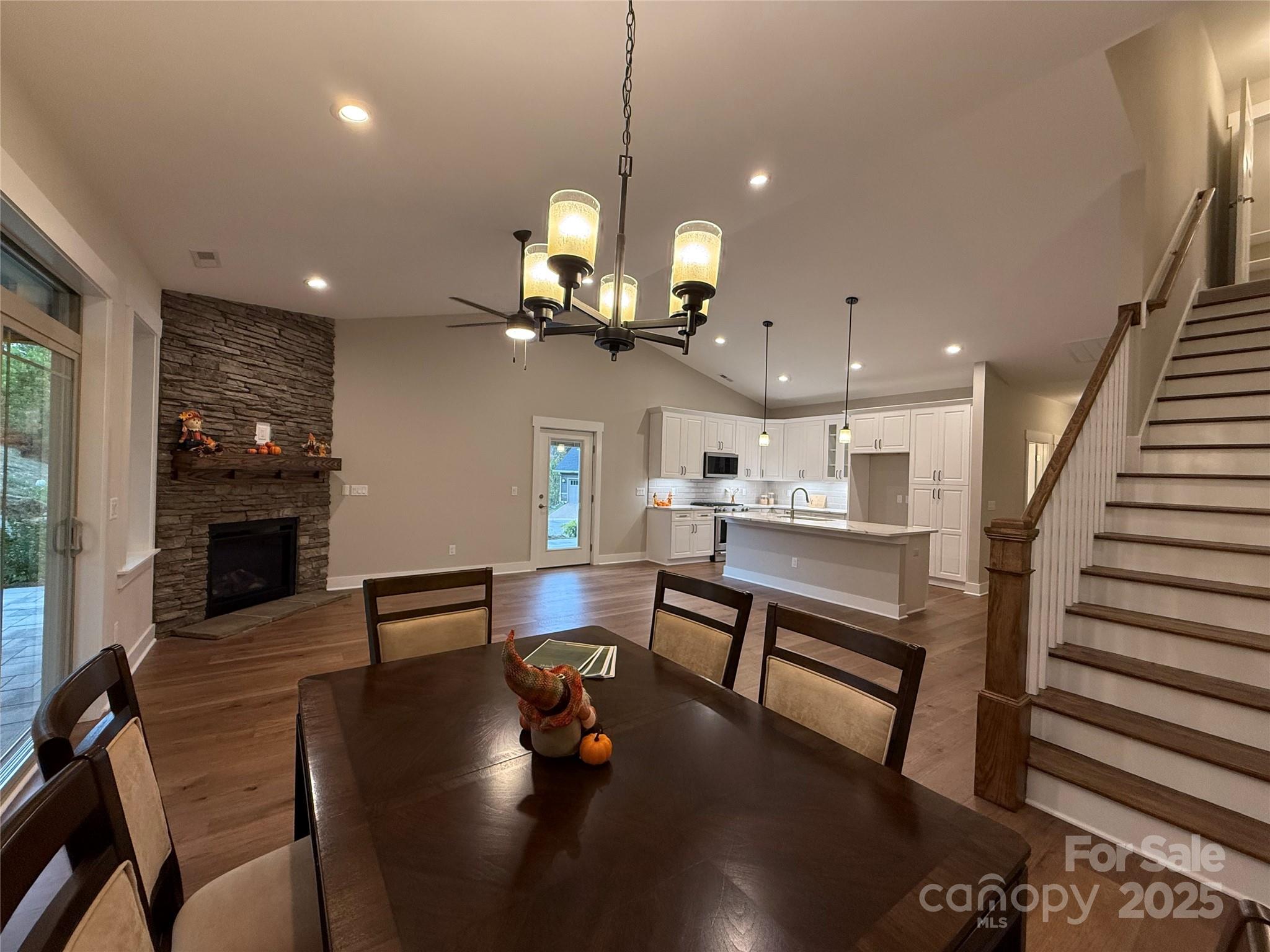 Pinnacle at Arabella Heights - Residential