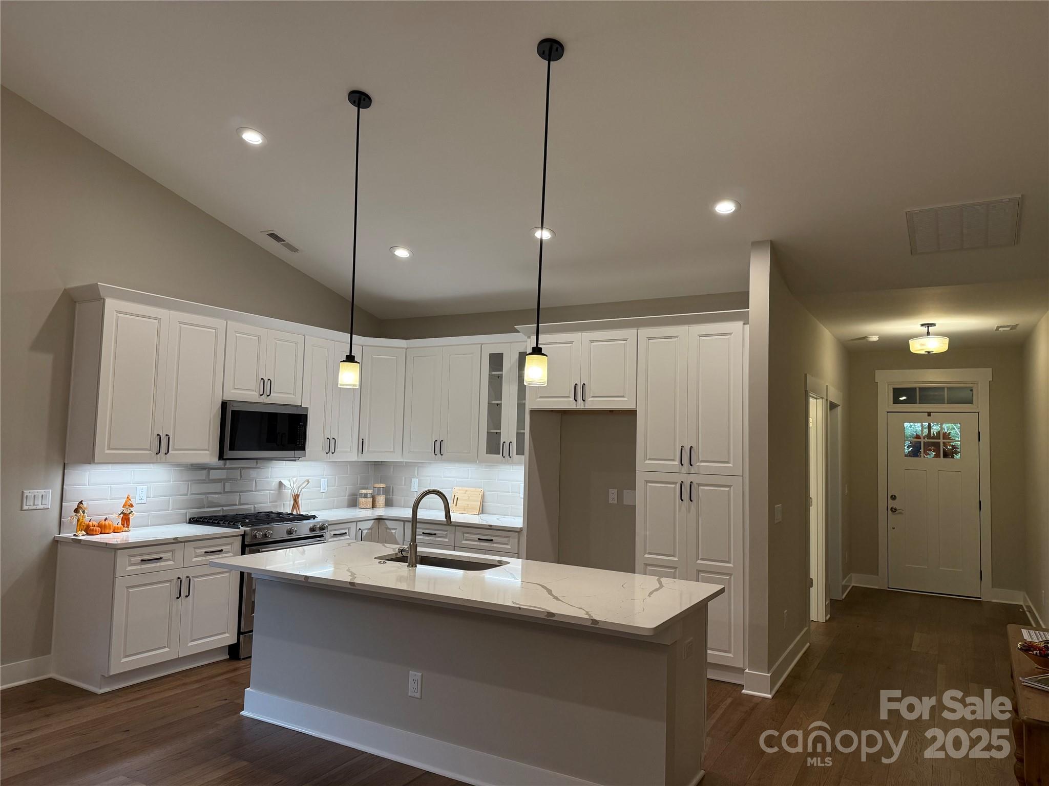 Pinnacle at Arabella Heights - Residential